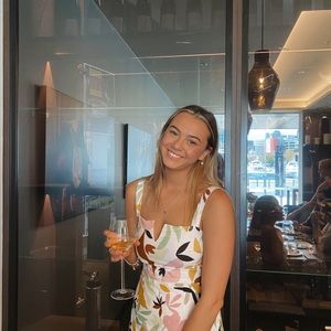 Meet your Posher, Sidney